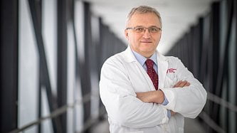 Přednosta Urologické kliniky FN Olomouc Vladimír Študent
