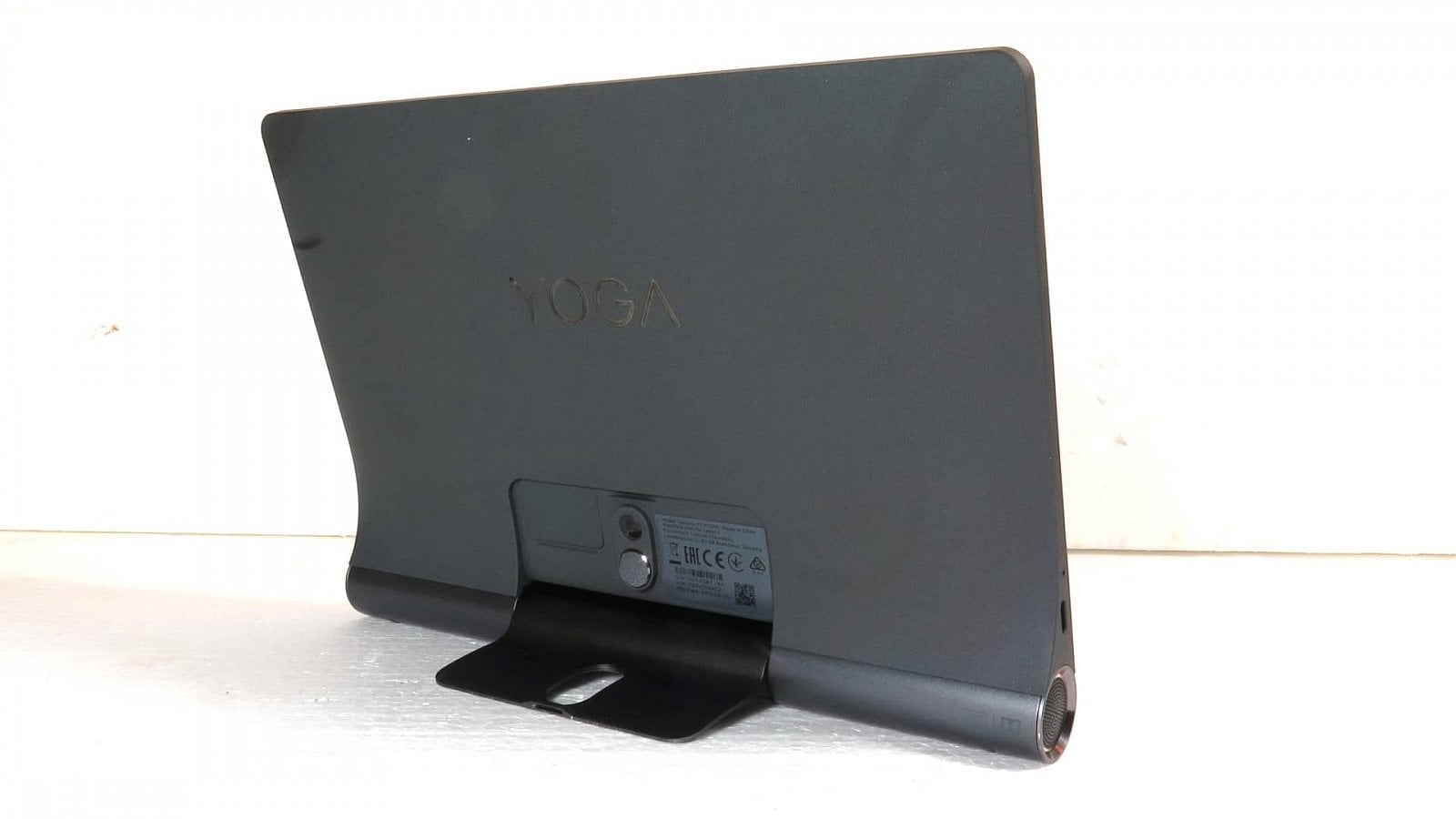 Lenovo Yoga Smart Tab foto9