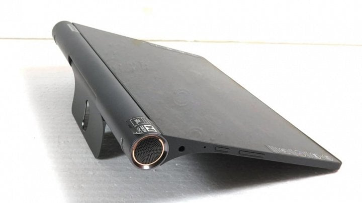 Lenovo Yoga Smart Tab foto11